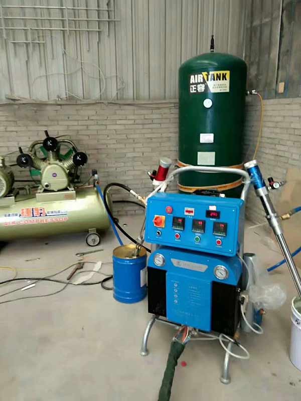 遼寧聚氨酯噴涂機(jī)(圖1) 遼寧聚氨酯噴涂機(jī)泡沫雕塑?chē)娡縅NJX-5200型