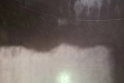 聚脲涂料化工儲罐內外壁防腐施工專用噴涂設備(圖5) 聚脲涂料化工儲罐內外壁防腐案例