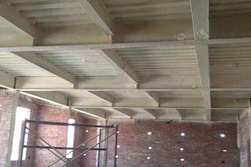 冷庫墻體保溫聚氨酯噴涂機能不能買?(圖2) 冷庫墻體保溫聚氨酯噴涂案例